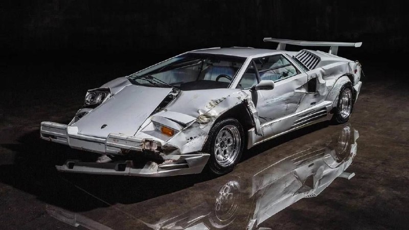 Разбитый на съёмках «Волка с Уолл-стрит» Lamborghini Countach выставлен на продажу 4