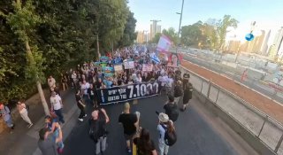 צעדה לציון 1,000 ימים יצאה מתחנת סבידור לכיכר החטופים