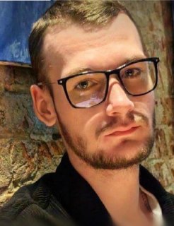 ⚡️ Директору по продажам издательства «Эксмо» Вахляеву запросили 4 года условно. Он признал вину в продаже книг ЛГБТ*-тематики по громкому «делу издателей»4 года условно запросили для Артема Вахляева, директора отдела продаж издательства «Эксмо» и Individu