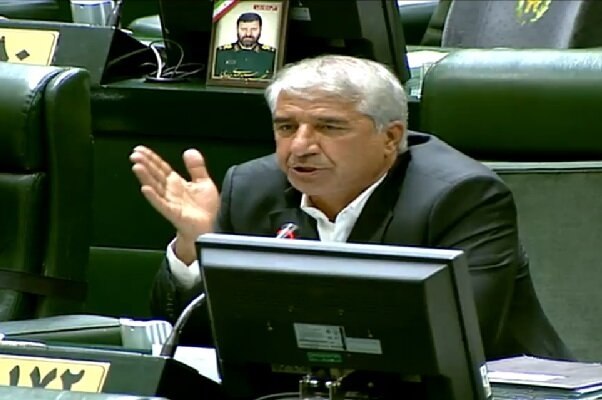 ایسنا ✔: عضو کمیسیون اقتصادی مجلس: شرایط جنگی مانع تحقق وعدههای رئیسجمهور شدانارکی:🔹️اگر تاکنون وعدههای رئیسجمهور محقق نشده،
