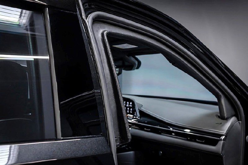 Из Cadillac Escalade сделали бронированный Rezvani Arsenal 7