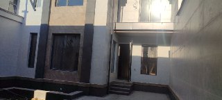Амир темур, Трюфиль продаётся каттедж