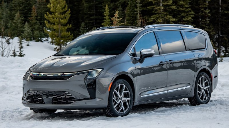 Chrysler начал предзаказы на обновленный Pacifica 1