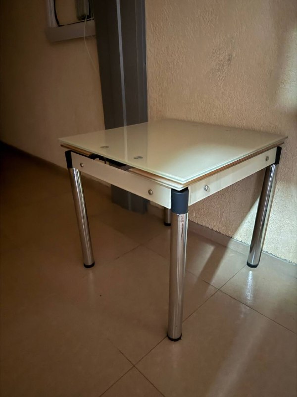 Стол раскладной 50 лари — фото 1