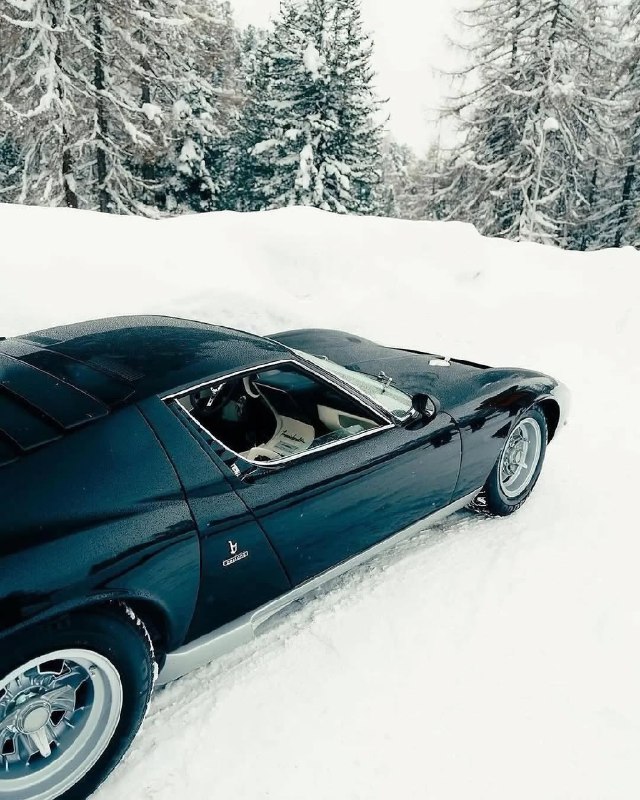 1973 Lamborghini Miura SV 3
