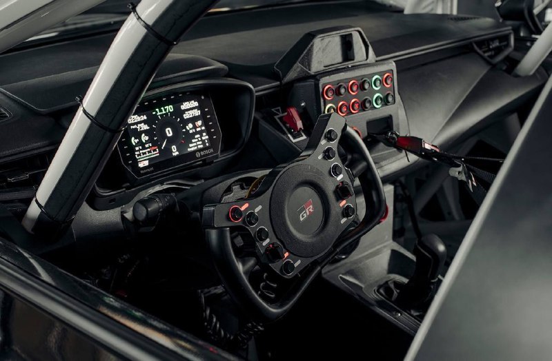 Toyota представила полноприводную Corolla для трека 3