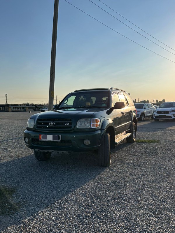Toyota sequoia 2004