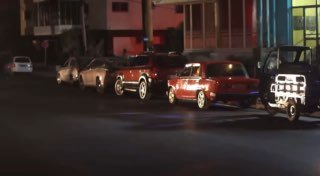 Конец света на Кубе!Как выглядит энергетический коллапс? Поезжайте на Кубу, где уже три месяца нет бензина, перебои со светом, не работают водопровод и канализация. Правда, добраться до острова вам тоже будет сложно: самолеты туда почти не летают. Все это 