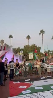 فلسطينيون يتظاهرون في ملقا الإسبانية رفضاً لحرب غزة