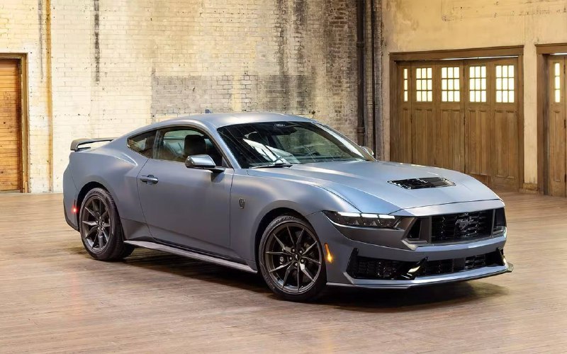 В Россию пригнали новый Ford Mustang — 500-сильный...