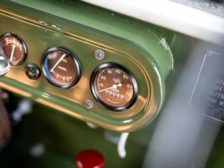 Мечта реставратора: на аукционе продали Land Rover Series I 1951 года. 3
