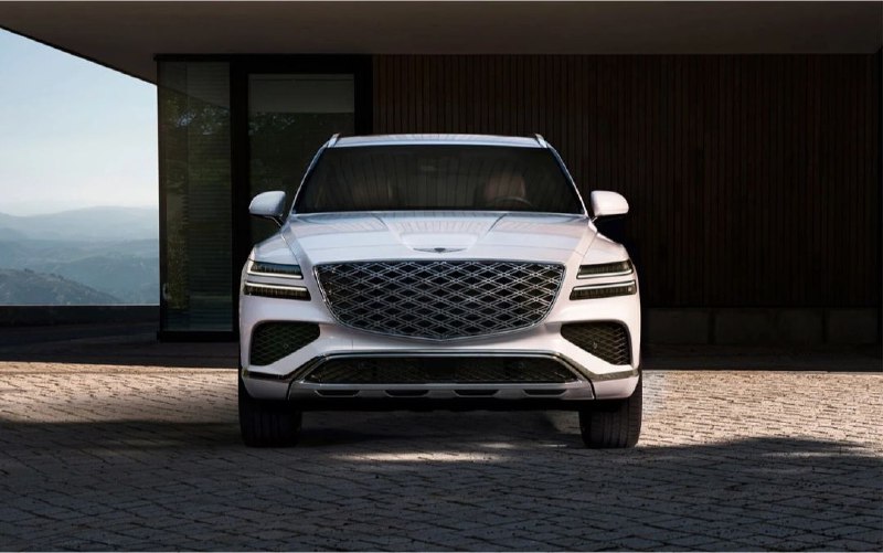 Genesis представила обновленный кроссовер GV80 и новый GV80 Coupe. Продажи начнутся 11 октября. 4