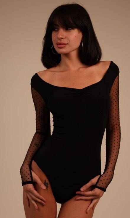 Боди грузинского бренда Saukune, размер XS