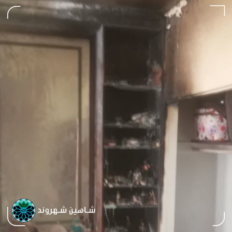 شاهین شهر وند: 📌 آتش سوزی اتاق خواب در شهرک امیرکبیر شاهین شهر مهار شد🔹️ ساعت ۱۳:۴۹ روز ۲۸ مرداد، حادثه در اتاق خواب یک منزل مسکونی در