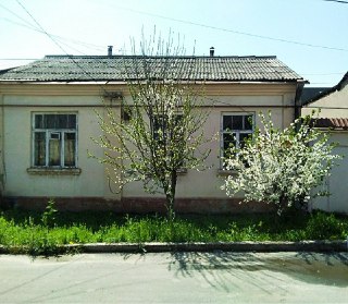 House with land plot for sale