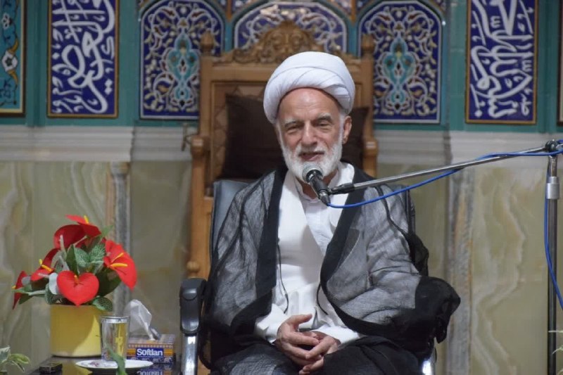 خبرگزاری حوزه: 🔻 نماینده ولی فقیه در استان مرکزی مطرح کرد؛🔷 وحدت ملی؛ بزرگ‌ترین رمز پیروزی ملت ایران/ اقتصاد مقاومتی و حمایت از نیروهای