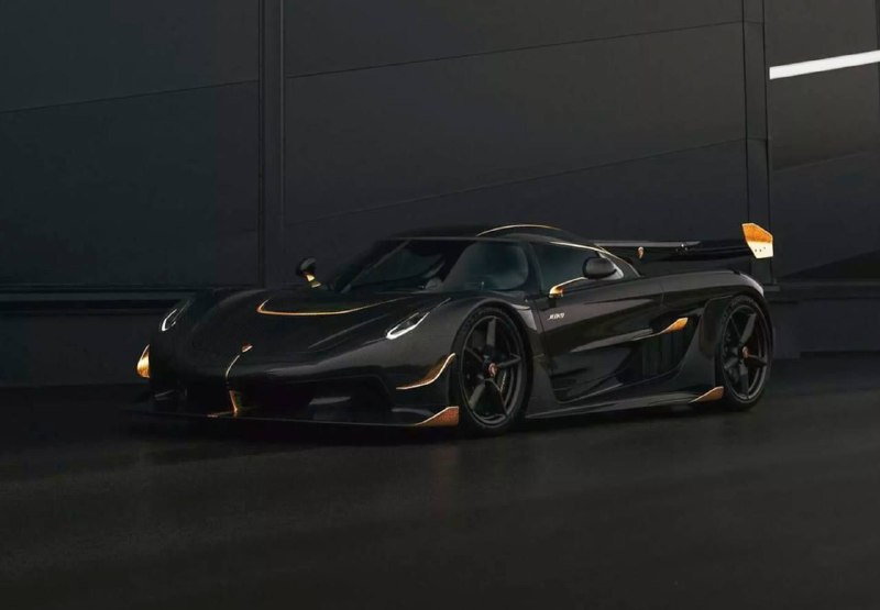 Уникальный Koenigsegg Jesko с вставками из чистого золота 6