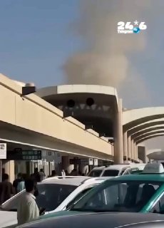 🇮🇱 The Houthis attacked earlier today the international airport in Riyadh, the capital of Saudi Arabia. Reports on social networks claim that dozens of people were injured as a result of several missiles that hit Terminal 3 in the field. Air traffic to and from the field was stopped in the last few hours. News moment - army and their security.