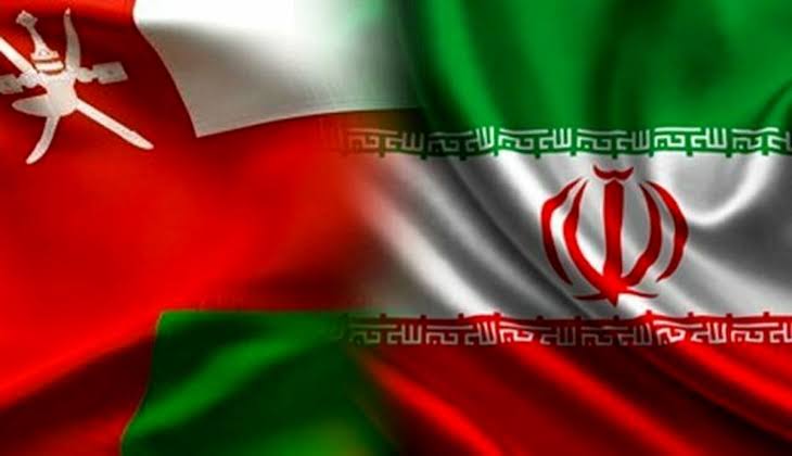 روزنامه ایران: ⭕️ تماس تلفنی وزیران خارجه ایران و عمان درباره اوضاع منطقه و هرمز 🔹خبرگزاری رسمی عمان از تماس تلفنی وزیر خارجه این کشور 