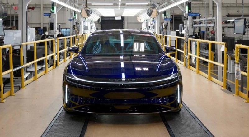 Электромобили Lucid Air отзывают из-за перегрева заднего сиденья