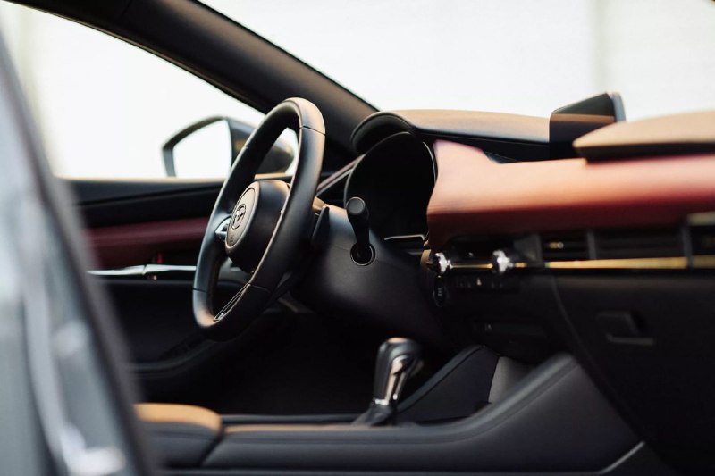 Владельцы Mazda 3 подали коллективный иск из-за неверных характеристик 2