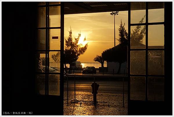 [葡萄牙自助|葡萄牙國鐵CP 簡單教學。里斯本Santa Apolónia到波多São Bento到科英布拉]