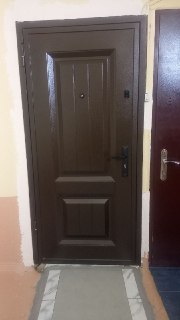 Продаётся  2 комнатный квартира на массив Водник