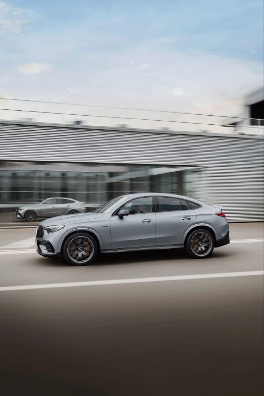Mercedes-AMG GLC 63 S E PERFORMANCE Coupé 3