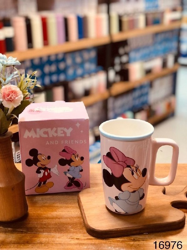 عمده فروشی قاسمی۸۸ صالح آباد: ✨ نام کالا : ماگ minnie mouse بلند دسته مستطیل⚙️ کدکالا : 16976🏭 ساخت 🇨🇳📦 تعداد در کارتن :48💵قیمت :738.000👩💻ثبت سفارشات