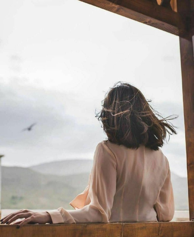 عاشقانه های بهار❤🎼: #خاکستریکعشقزان روز که در ذهنم عقلم به جنون پیوستتا اوج جنون رفتم با ساقی چشمت مستدل محو تماشا بود، یک لحظه نمی آسودمن
