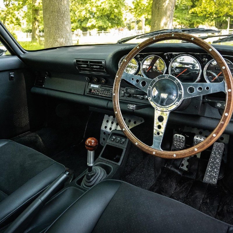 Porsche 964 Backdate Restomod 4