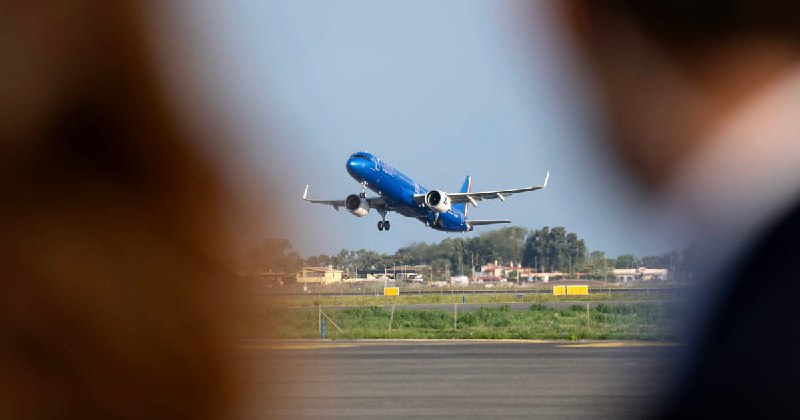 Trump tanks EU business travel to America – POLITICO