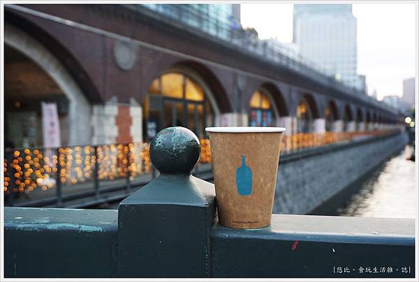 [東京|秋葉原。mAAch ecute神田萬世橋。Blue Bottle Coffee藍瓶咖啡]