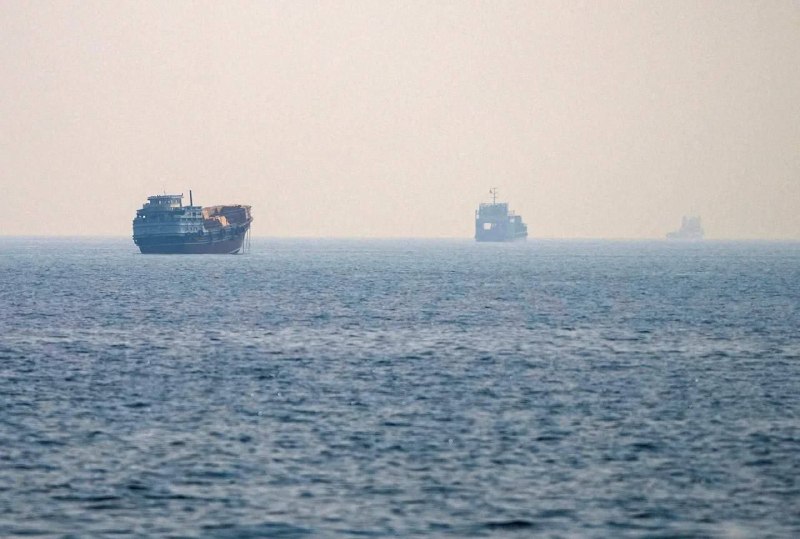 CNN: איראן מעבירה במהירות נפט מהמפרץ הפרסי כשהמתח ממשיך לעלות סביב מיצר הורמוז.