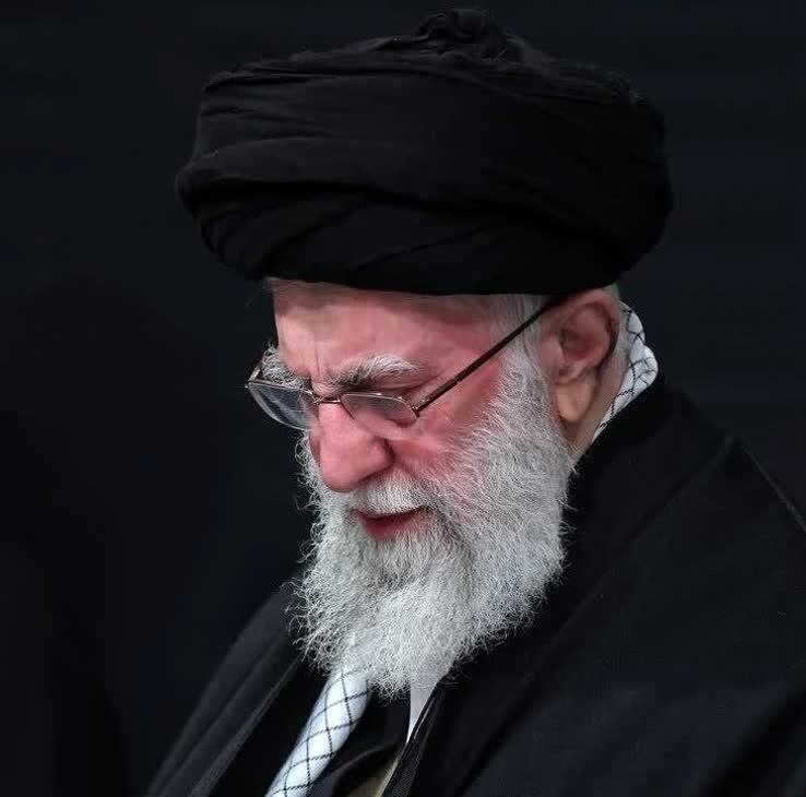 بصیرت: 💢مراسم بزرگداشت چهلم «آقای شهید ایران» در تهران، قم و مشهد اطلاعیه دفتر رهبر انقلاب اسلامی: 🔹هم‌زمان با ایام چهلمین روز 
