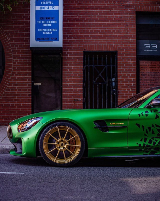 Mercedes 2