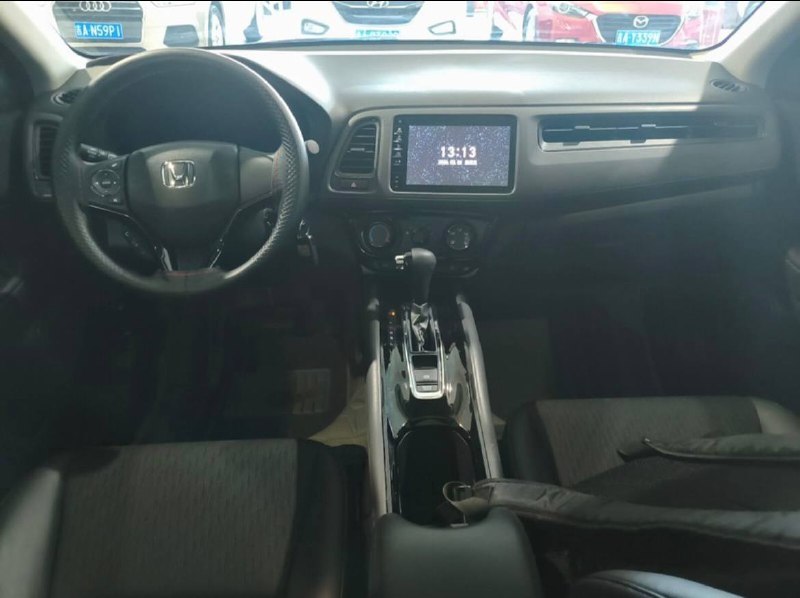 Honda Vezel 2021 фото 3