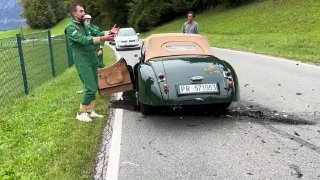 Самый дорогой телефонный звонок в истории: разбитый Jaguar XK120.Сегодня весь ин