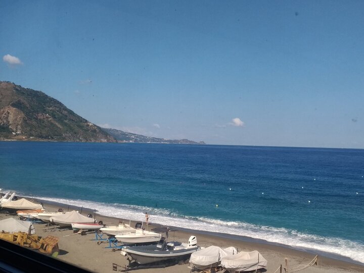 開上船的火車-前往西西里島不能錯過的交通工具