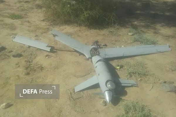 خبرگزاری دفاع مقدس: 💢سرنگونی پهپاد جاسوسی عربستان بر فراز استان حجه یمن🔸به گزارش خبرگزاری سباء، یک منبع نظامی یمنی از سرنگونی یک پهپاد جاسوس