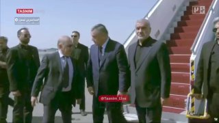 משלחת נשיאותית מצרית מגיעה לטהרן