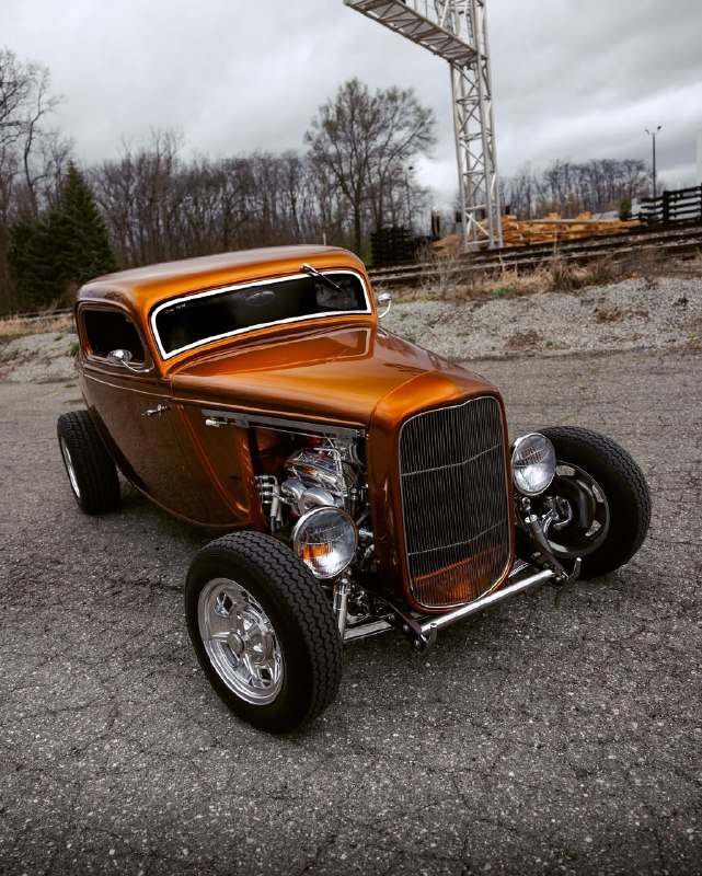 1933 Ford 3-Window Coupe Street Rod 10