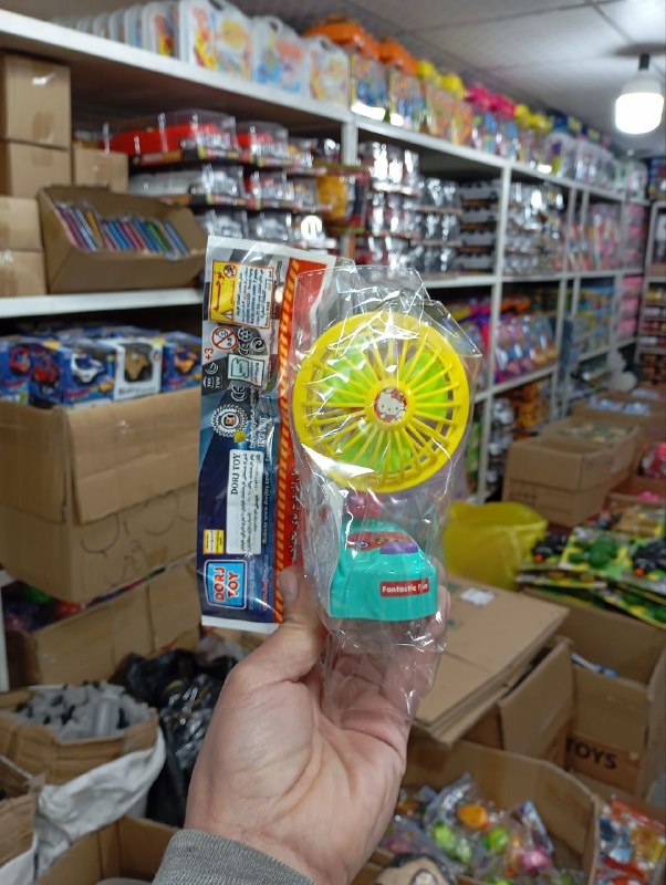 پخش عمده اسباب بازی ایرانی و خارجی ارج تویز arjtoys: 🌺 پنکه باطری خور درج🌺 تعداد در کارتن ۱۴۴ عدد🌺۱۹۸۰۰۰ تومان