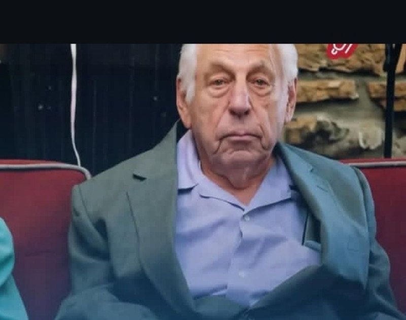 🌞 جوکستان🌞: این مرد که 85 سالشه اهل واترپوری ایالت کنتیکت به مدت 64 سال وانمود کرد که ناشنوا هست که از گوش کردن به غرغر های همسرش خل