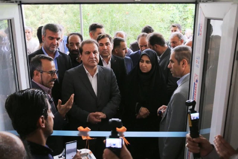 تابناک ایلام |TABNAK: 🔺مدیرکل بنیاد مسکن انقلاب اسلامی استان ایلام خبرداد:🔹بهره‌برداری از ۶۵۱ واحد مسکونی در استان ایلام همزمان با افتتاح منزل
