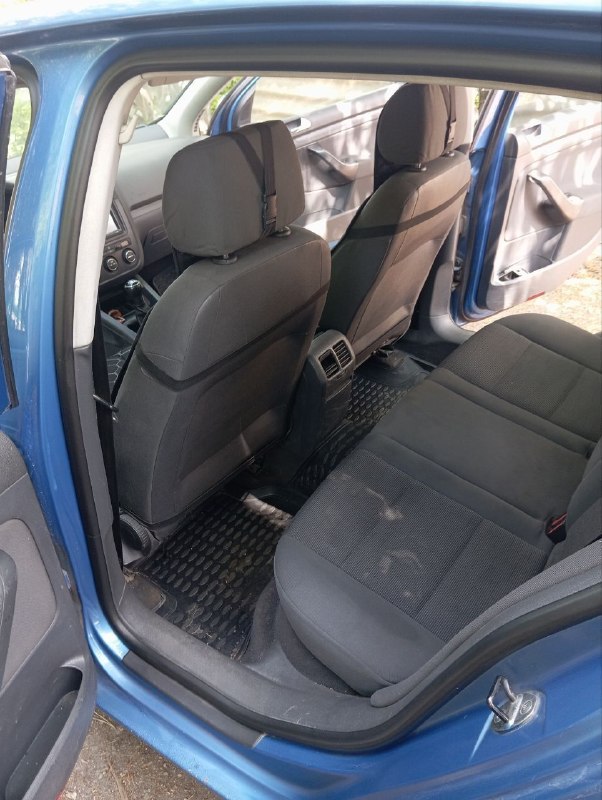 🚘 Марка и модель:   5
📏 Пробег: 266 тыс.
📆 Год: 2004
📝 Кпп:
⚙️ Описание: продам  golf 5.
Мотор 1.6. Механика.
Собственник.
На ходу в хорошем состоянии. Едит тихо, ничего не стучит, не гремит. Климат, музыка, 2 ключа, аккум новый. Резина отличная + зимняя на отдельных штампах.

💰 Цена: 400т. Торг
🌍 Город:
📞 Телефон: +79495200915 - фотография - 6