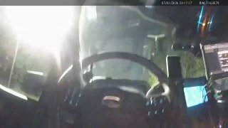 🇺🇸 Large Crowds Chant "USA" and sing Star-Spangled Banner as they pour back into the National Mall for America250 Fireworks and Speech by President Trump.Smoke and flames were seen on part of the Brooklyn Bridge as the NYC America250 fireworks show continued along the East River.Follow us -> LiveLeak