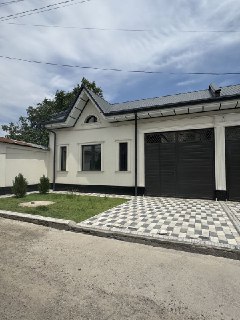 Uchkaxramon 2.8-sotok. 5-xona. EVRO. Zelyoniy zonalari bilan. Z