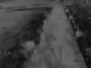קטעים חדשים של מפעילי הכטב"מים FPV שלנו משמידים את האויב בדונבאס מפעילי כטב"מים מקבוצת הכוחות מרכז ממשיכים…
