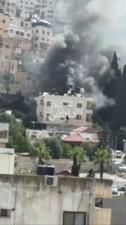 מעקב: כוחות הכיבוש הפציצו דירת מגורים בסביבת בית החולים הלאומי במרכז שכם.